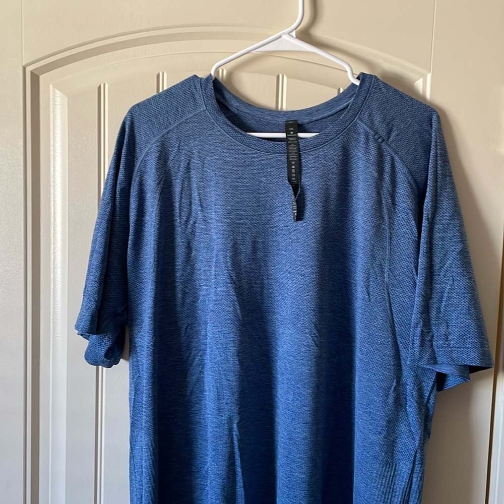 Mens Lulu activewear shirt